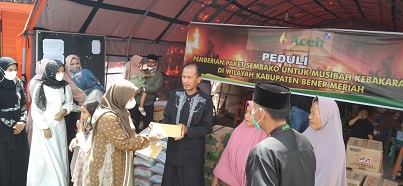 Bank Aceh Syari'ah Bener Meriah Salurkan Bantuan Korban Kebakaran