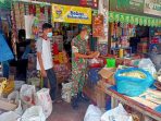 Usai Lebaran, Personil Kodim Aceh Utara Cek Harga Sembako